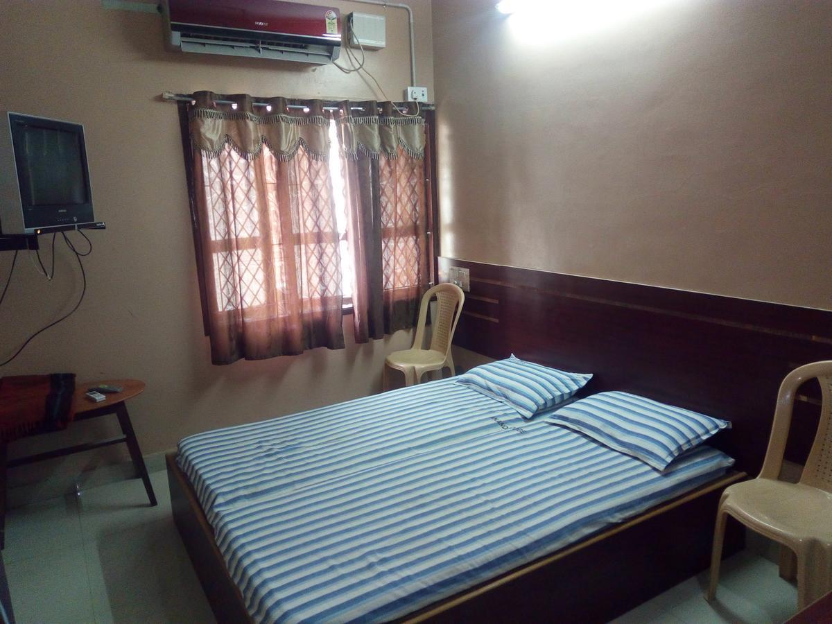 Ambāsamudram Hotel Gowri Sankar מראה חיצוני תמונה
